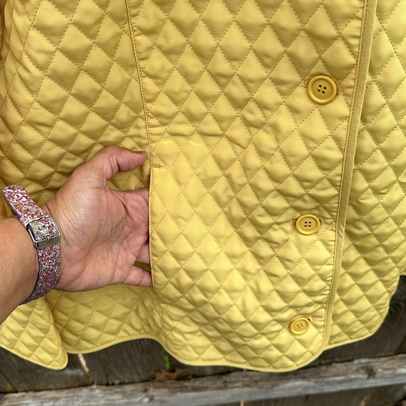 NWT Quilted Banana Light Jacket. XL - Picture 3 of 5